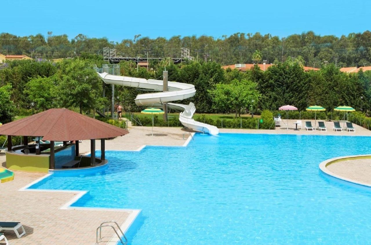 Pizzo Beach Club Apartment Ngoại thất bức ảnh