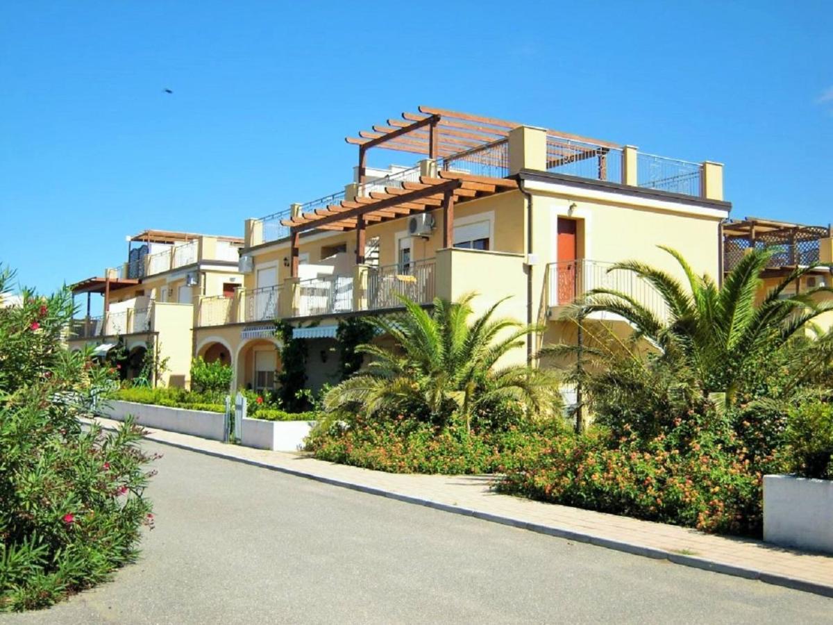 Pizzo Beach Club Apartment Ngoại thất bức ảnh