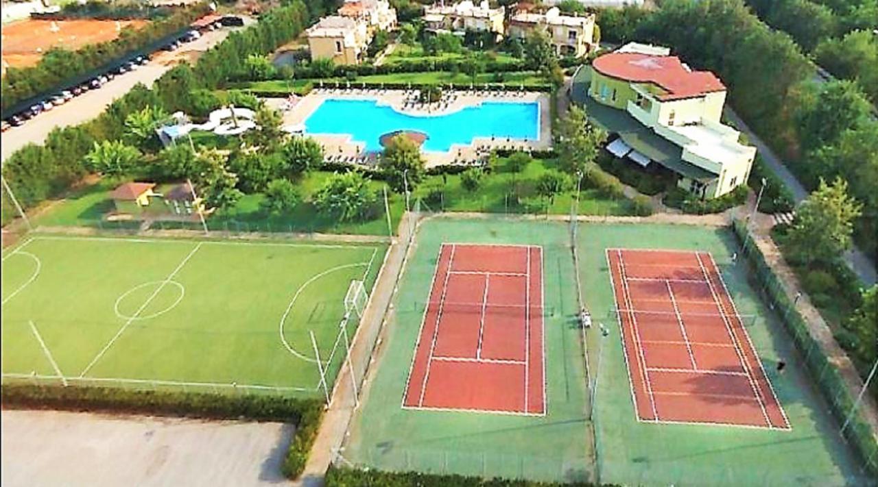 Pizzo Beach Club Apartment Ngoại thất bức ảnh