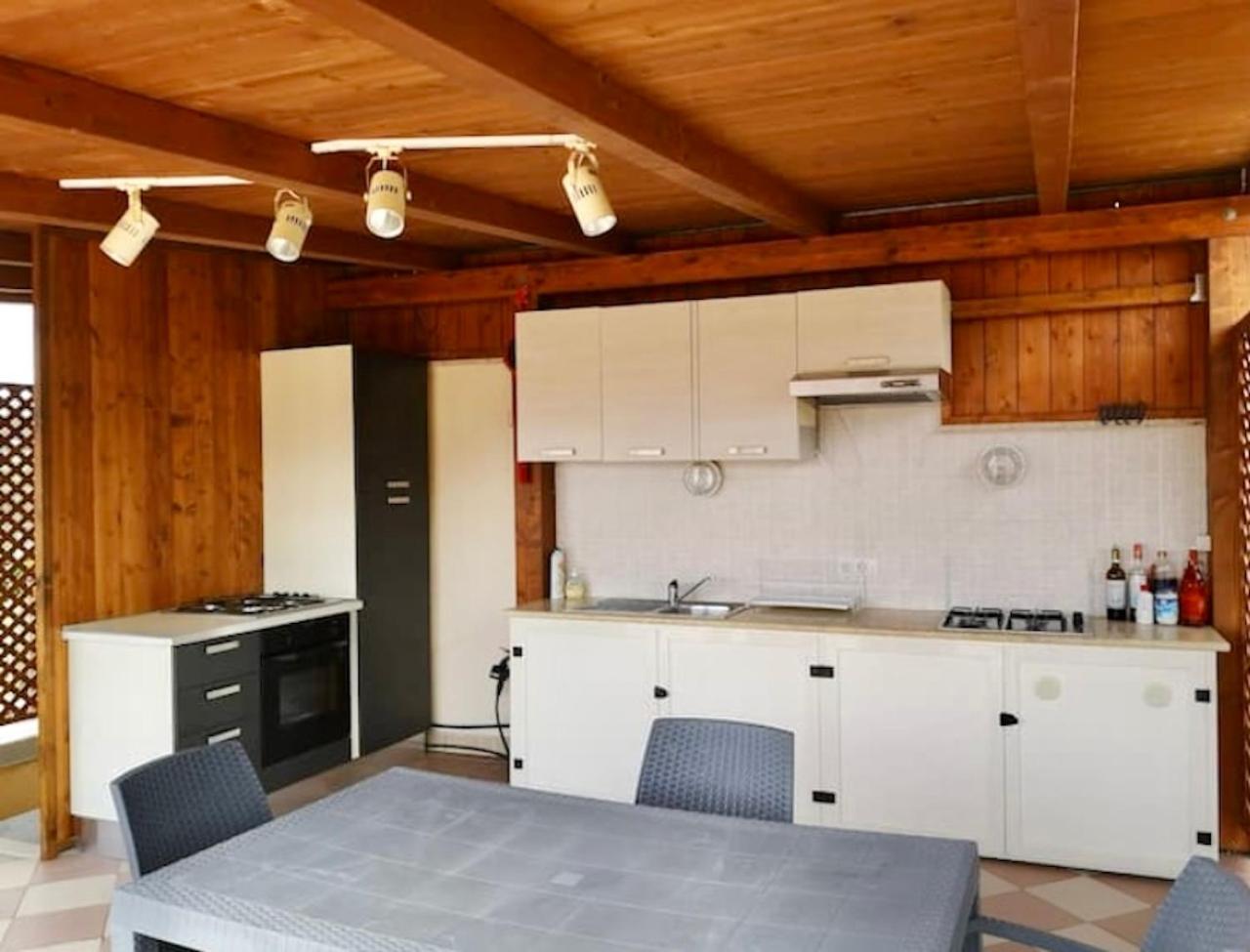 Pizzo Beach Club Apartment Ngoại thất bức ảnh