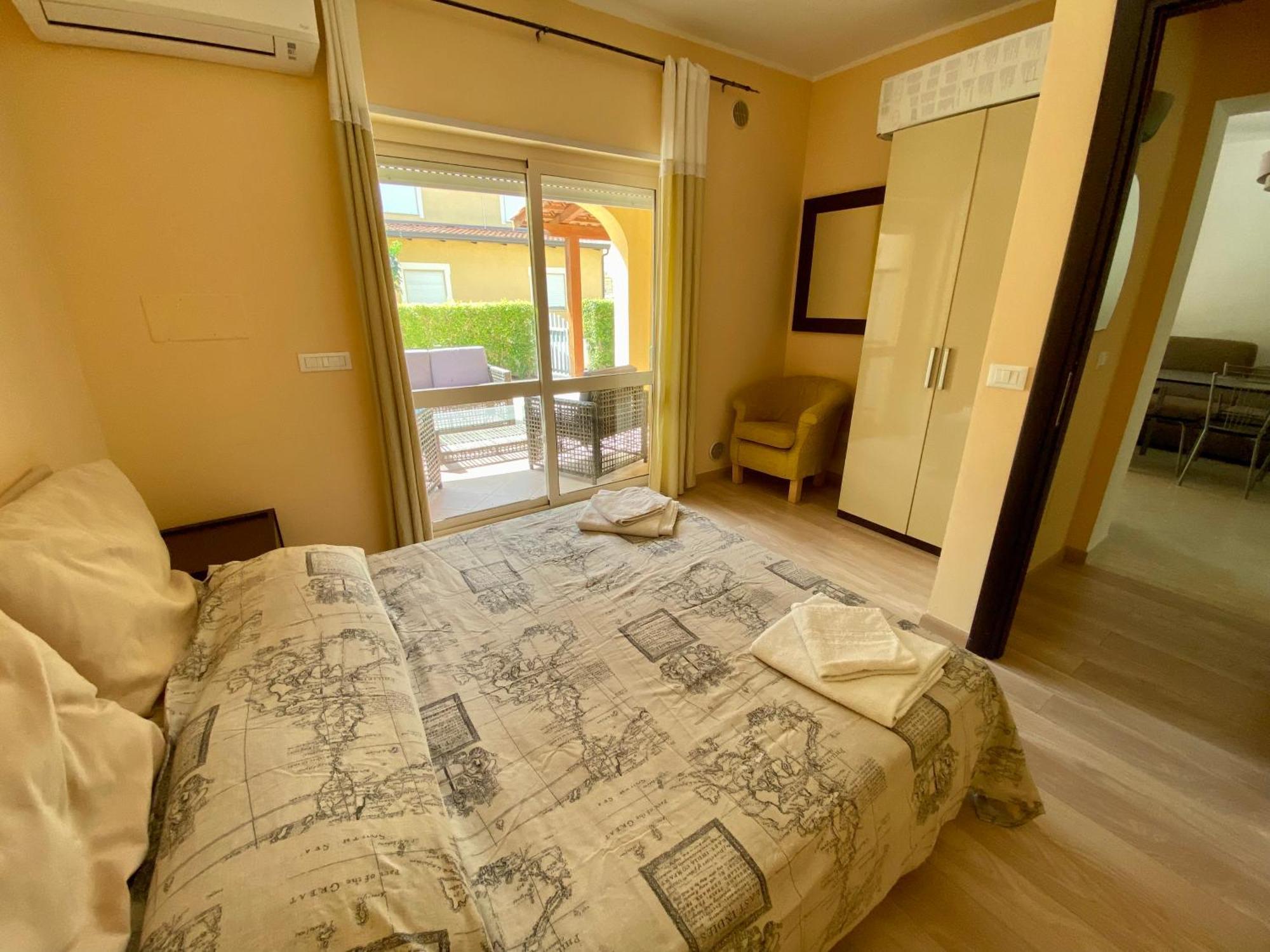 Pizzo Beach Club Apartment Phòng bức ảnh
