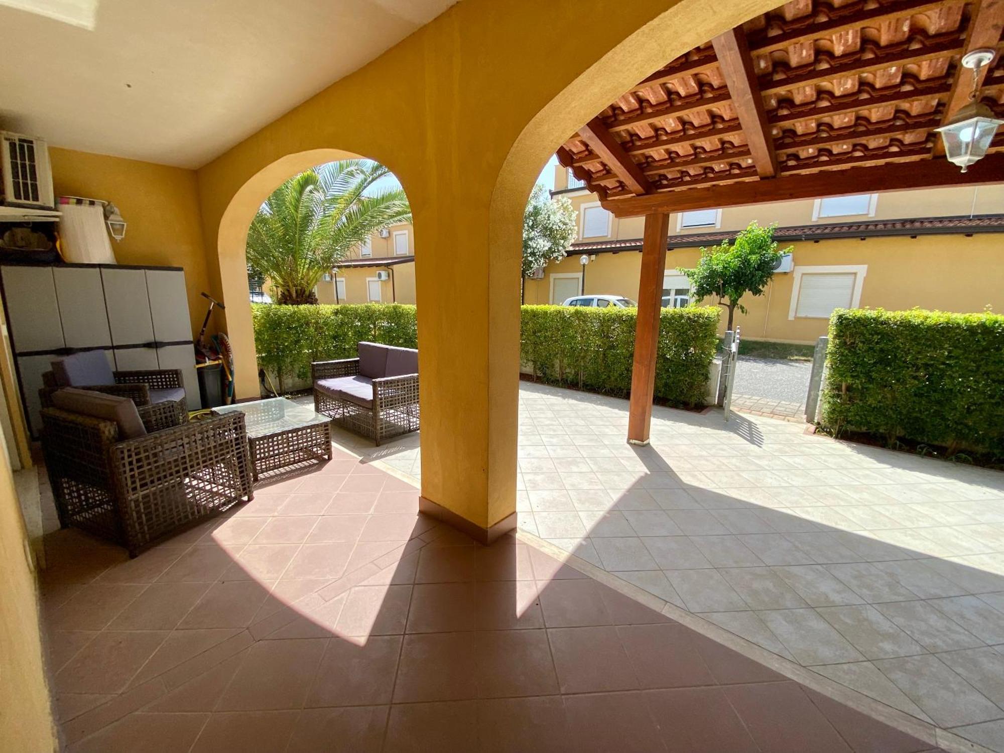 Pizzo Beach Club Apartment Phòng bức ảnh